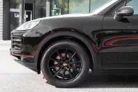 Porsche Cayenne din 2025 cu 16.989 km - oferta POR121092 - foto 3