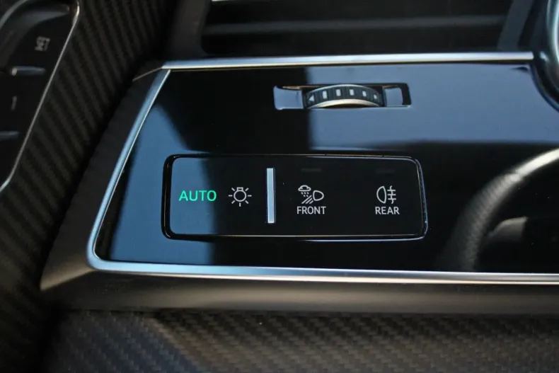 Audi SQ8 din 2024 cu 19.890 km - oferta AUD121094 - foto 18