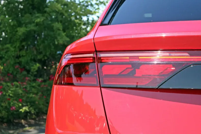 Audi SQ8 din 2024 cu 19.890 km - oferta AUD121094 - foto 31