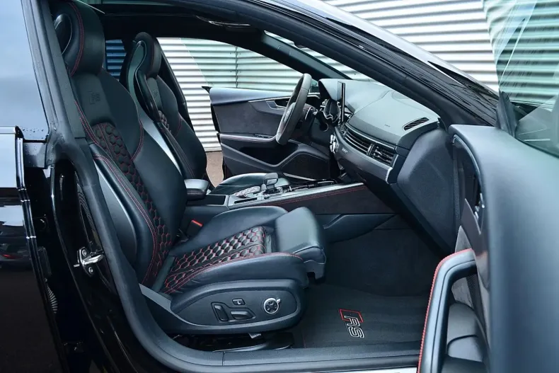 Audi RS5 din 2021 cu 58.120 km - oferta AUD121095 - foto 11