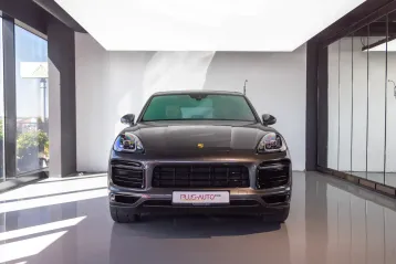 Porsche Cayenne din 2023 - oferta POR121096