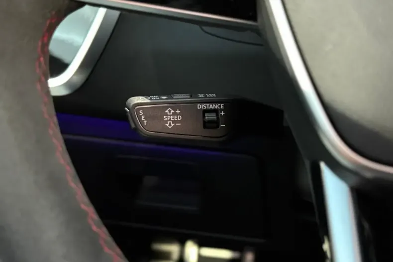 Audi RS6 din 2022 cu 56.625 km - oferta AUD121097 - foto 17