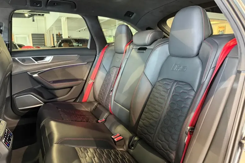 Audi RS6 din 2022 cu 56.625 km - oferta AUD121097 - foto 29