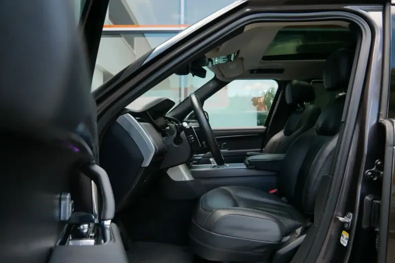 Land Rover Range Rover din 2023 cu 96.000 km - oferta LAN121117 - foto 5