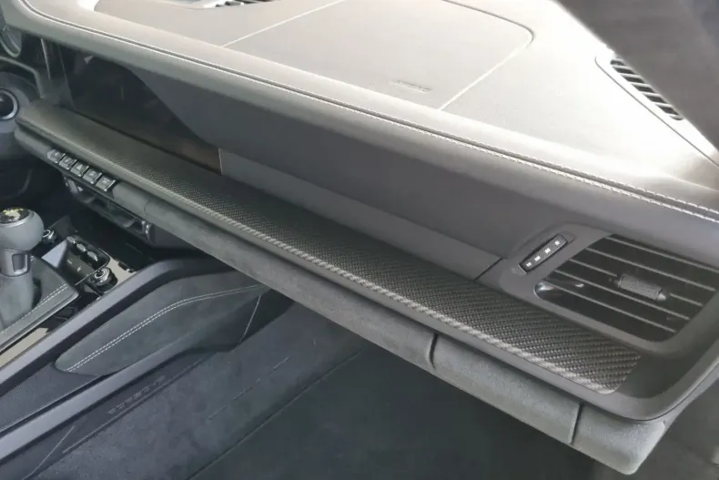 Porsche 992 din 2025 cu 27 km - oferta POR121120 - foto 12