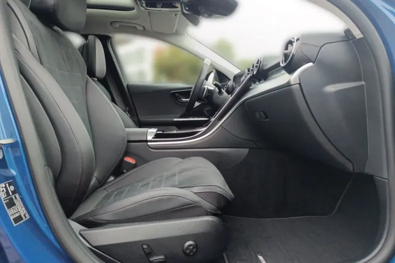 Mercedes-Benz C 200 din 2024 cu 24.600 km - oferta MER121122 - foto 14