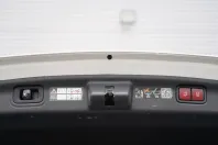 Mercedes-Benz C 300 din 2024 cu 13.400 km - oferta MER121124 - foto 7