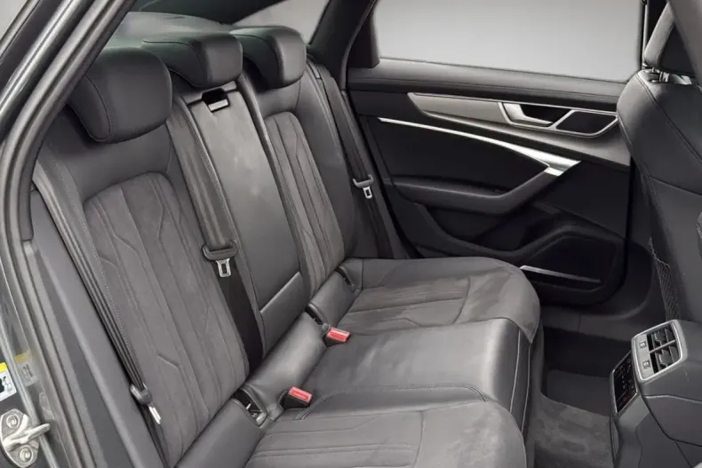 Audi A6 din 2022 cu 82.000 km - oferta AUD121126 - foto 19