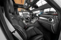 Mercedes-Benz GLC 63 AMG din 2021 cu 70.000 km - oferta MER121129 - foto 2