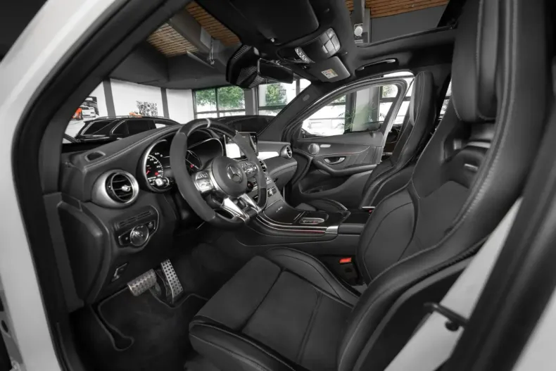 Mercedes-Benz GLC 63 AMG din 2021 cu 70.000 km - oferta MER121129 - foto 14