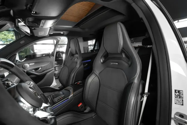 Mercedes-Benz GLC 63 AMG din 2021 cu 70.000 km - oferta MER121129 - foto 15