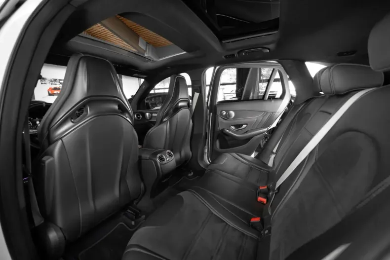 Mercedes-Benz GLC 63 AMG din 2021 cu 70.000 km - oferta MER121129 - foto 18