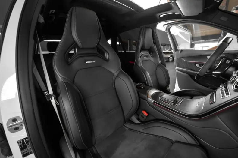 Mercedes-Benz GLC 63 AMG din 2021 cu 70.000 km - oferta MER121129 - foto 20