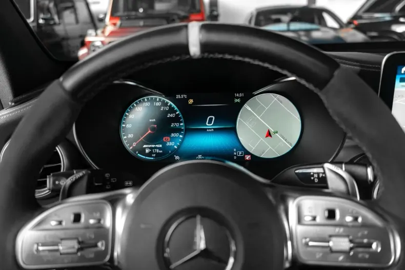 Mercedes-Benz GLC 63 AMG din 2021 cu 70.000 km - oferta MER121129 - foto 24