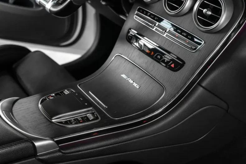 Mercedes-Benz GLC 63 AMG din 2021 cu 70.000 km - oferta MER121129 - foto 27