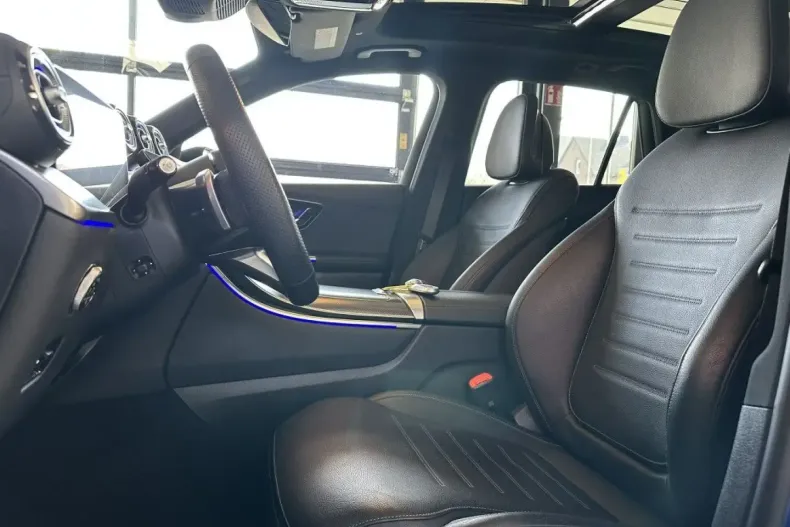 Mercedes-Benz GLC 300 din 2022 cu 67.200 km - oferta MER121130 - foto 11