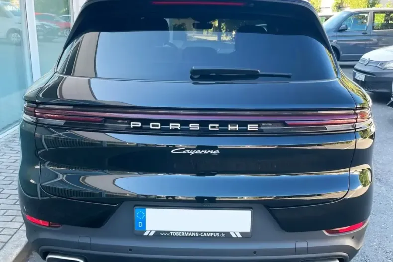 Porsche Cayenne din 2025 cu 8.700 km - oferta POR121145 - foto 3