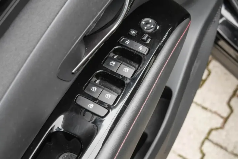 Hyundai TUCSON din 2022 cu 77.056 km - oferta HYU121153 - foto 13