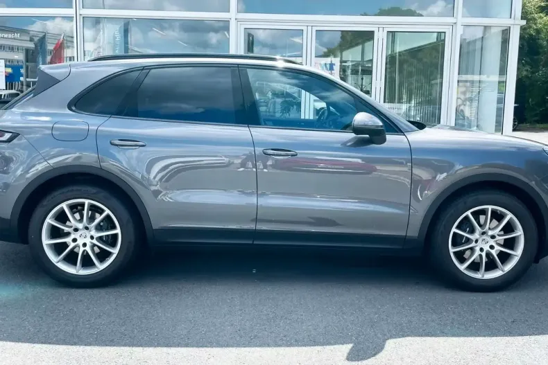 Porsche Cayenne din 2025 cu 6.300 km - oferta POR121154 - foto 4