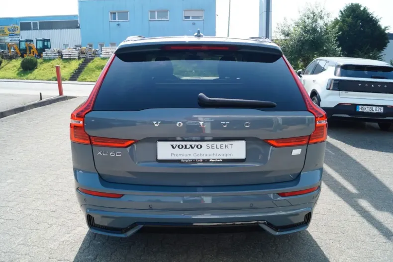 Volvo XC60 din 2024 cu 10.000 km - oferta VOL121159 - foto 3