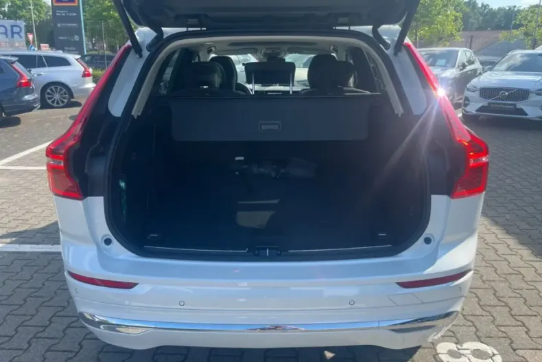 Volvo XC60 din 2024 cu 7.968 km - oferta VOL121162 - foto 13