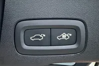 Volvo XC60 din 2024 cu 24.140 km - oferta VOL121167 - foto 8