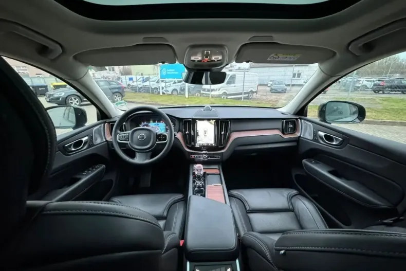 Volvo XC60 din 2024 cu 24.140 km - oferta VOL121167 - foto 15