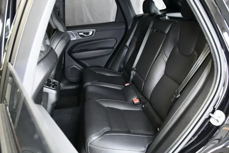 Volvo XC60 din 2024 cu 25.500 km - oferta VOL121169 - foto 18