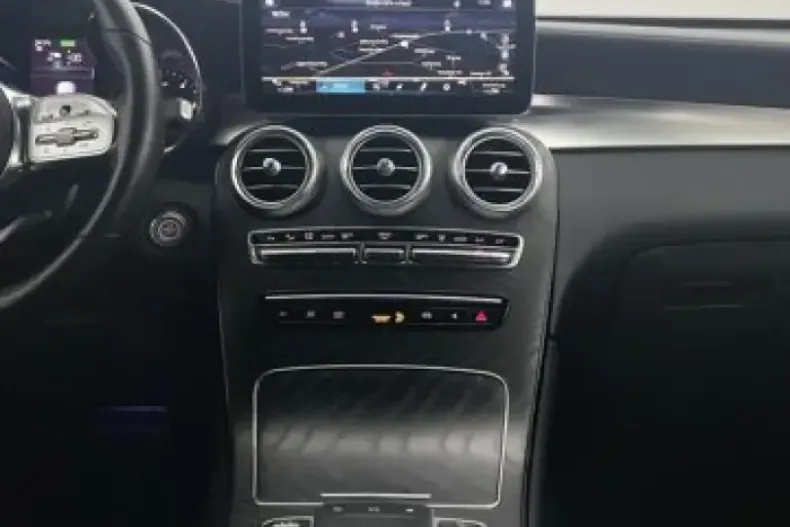 Mercedes-Benz GLC 300 din 2021 cu 74.219 km - oferta MER121177 - foto 16