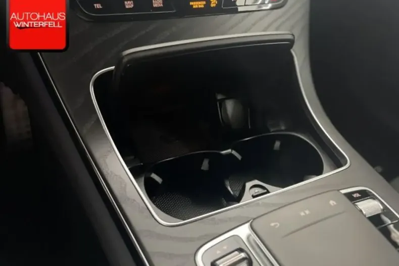 Mercedes-Benz GLC 300 din 2021 cu 74.219 km - oferta MER121177 - foto 28