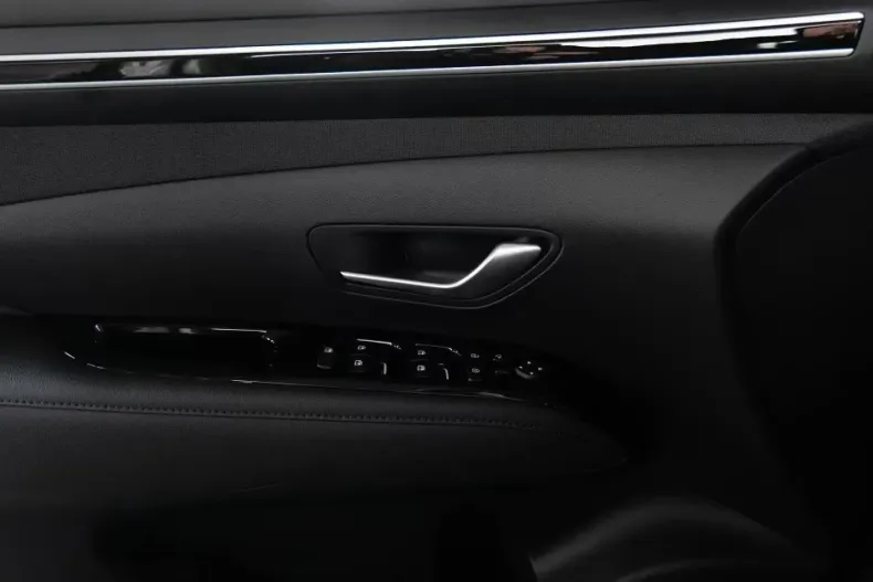 Hyundai TUCSON din 2024 cu 10 km - oferta HYU121190 - foto 9