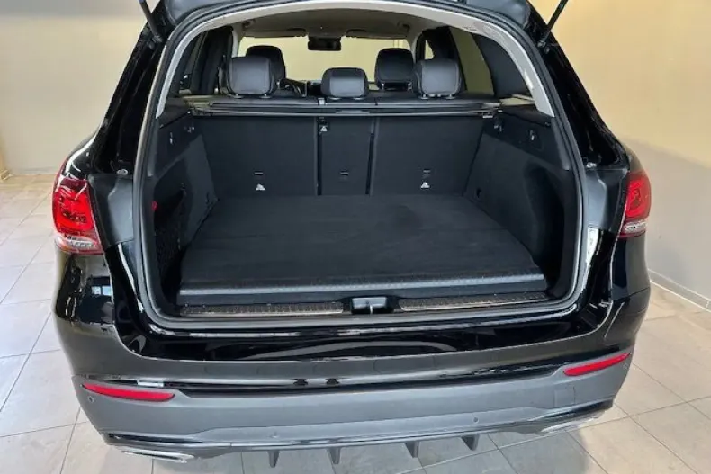 Mercedes-Benz GLC 300 din 2021 cu 86.899 km - oferta MER121191 - foto 3