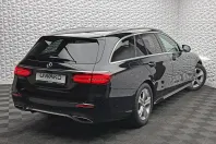 Mercedes-Benz E 200 din 2020 cu 44.852 km - oferta MER121195 - foto 2