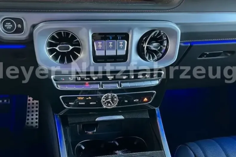 Mercedes-Benz G 500 din 2023 cu 1.850 km - oferta MER121199 - foto 6