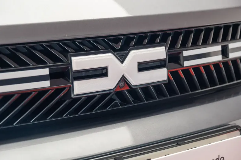 Dacia Bigster din 2025 cu 5 km - oferta DAC121200 - foto 28