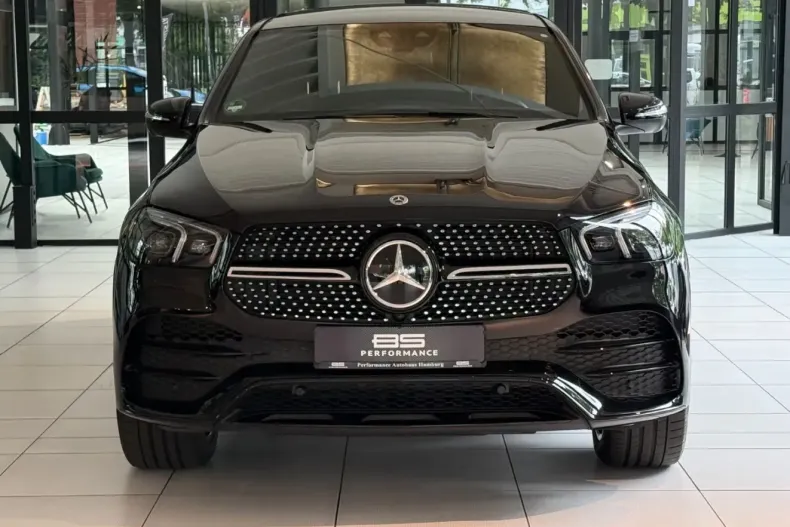 Mercedes-Benz GLE 400 din 2023 cu 33.000 km - oferta MER121205 - foto 2