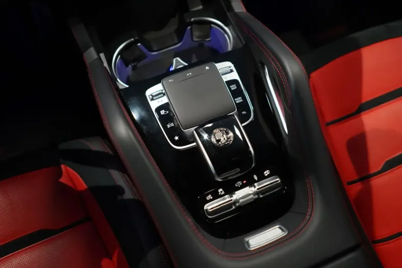 Mercedes-Benz GLE 63 AMG din 2024 cu 14.500 km - oferta MER121236 - foto 18