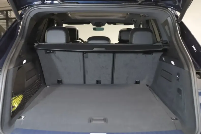 Porsche Cayenne din 2025 cu 9.100 km - oferta POR121250 - foto 4