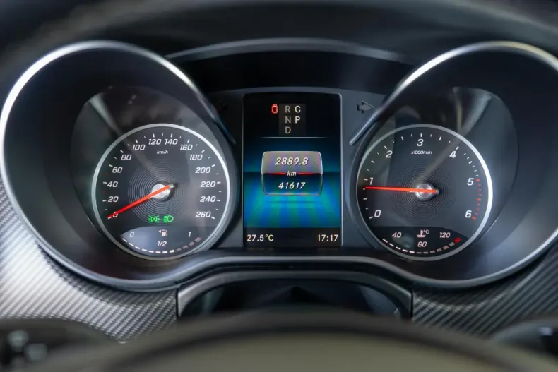 Mercedes-Benz V 300 din 2024 cu 41.617 km - oferta MER121260 - foto 16