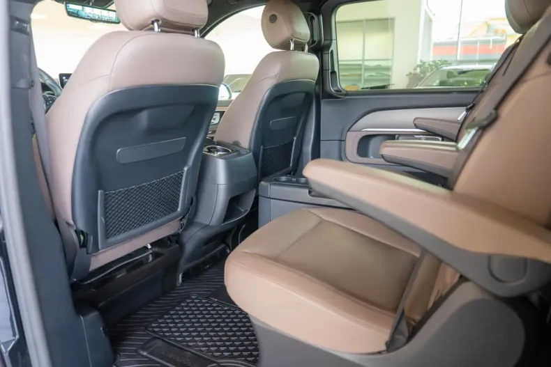 Mercedes-Benz V 300 din 2024 cu 41.617 km - oferta MER121260 - foto 30