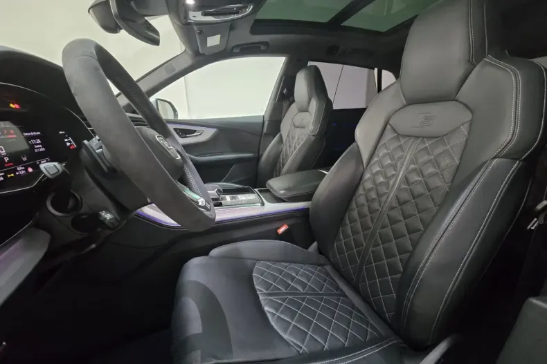 Audi SQ8 din 2022 cu 81.990 km - oferta AUD121268 - foto 7