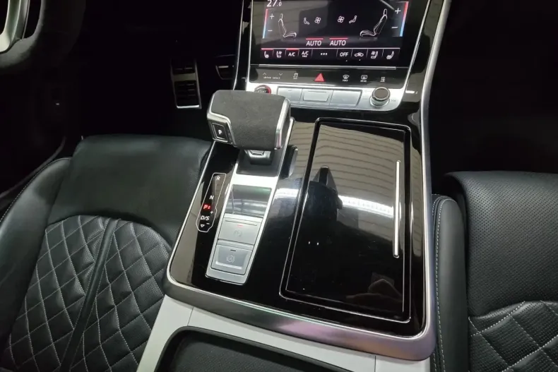 Audi SQ8 din 2022 cu 81.990 km - oferta AUD121268 - foto 13