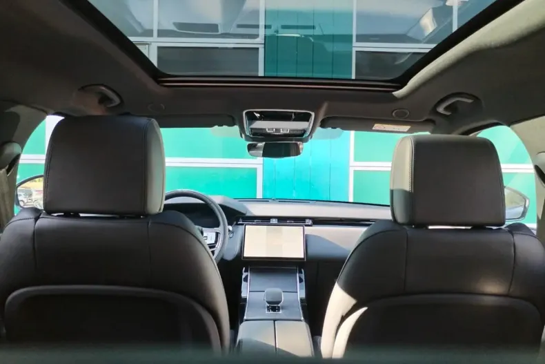 Land Rover Range Rover din 2023 cu 31.000 km - oferta LAN121274 - foto 13