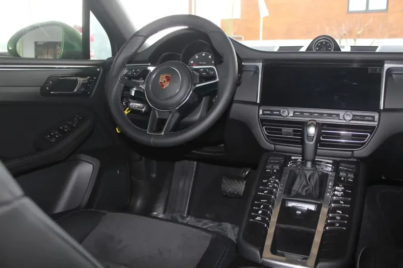 Porsche Macan din 2025 cu 25 km - oferta POR121287 - foto 6