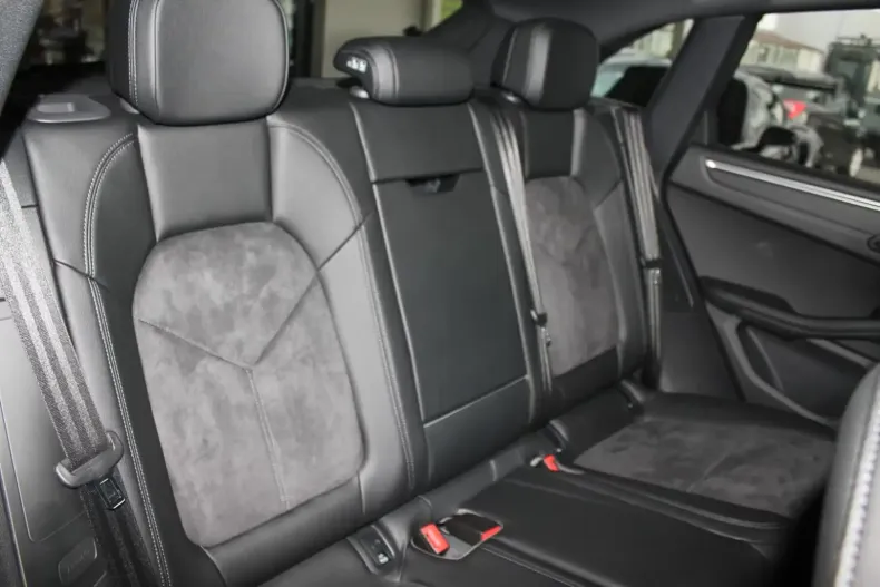 Porsche Macan din 2025 cu 25 km - oferta POR121287 - foto 7