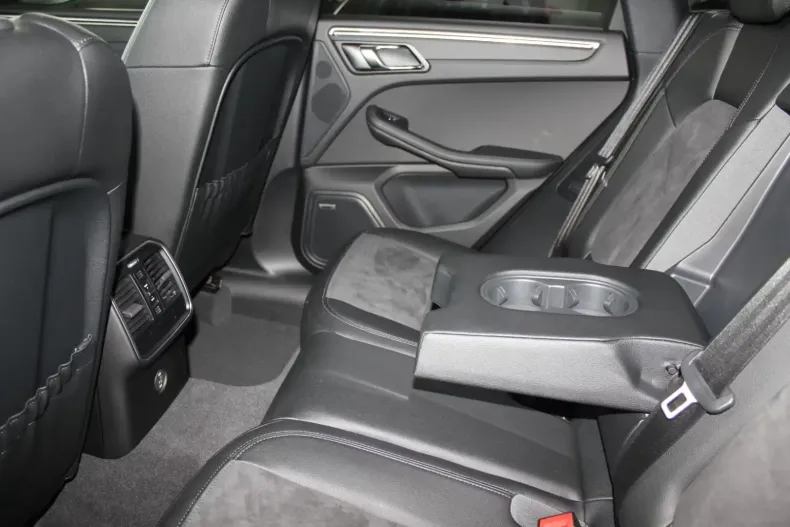 Porsche Macan din 2025 cu 25 km - oferta POR121287 - foto 8