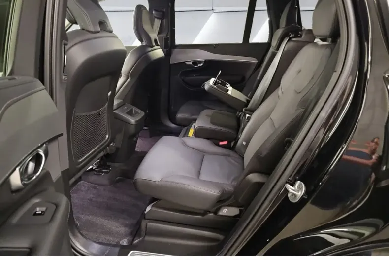 Volvo XC90 din 2023 cu 26.610 km - oferta VOL121289 - foto 7