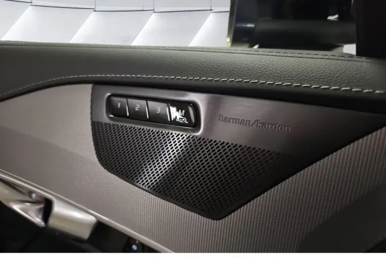 Volvo XC90 din 2023 cu 26.610 km - oferta VOL121289 - foto 17