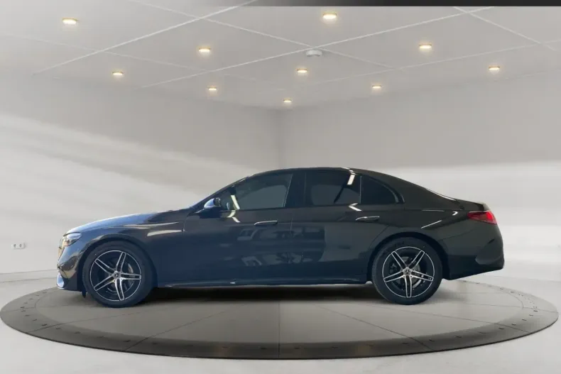 Mercedes-Benz E 220 din 2023 cu 35.490 km - oferta MER121292 - foto 2