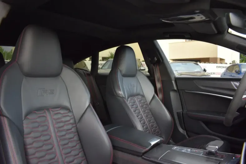 Audi RS7 din 2020 cu 54.370 km - oferta AUD121297 - foto 9